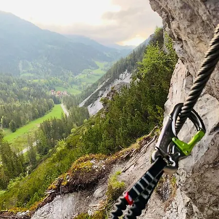 Bergkristallhaus * 拉姆绍达赫斯坦