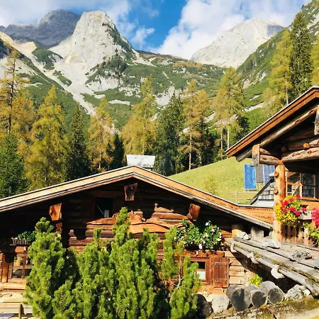 Bergkristallhaus * רמסאו אם דכשטיין