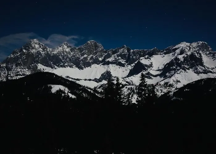 Bergkristallhaus 아파트 *