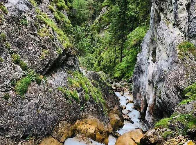 아파트 Bergkristallhaus